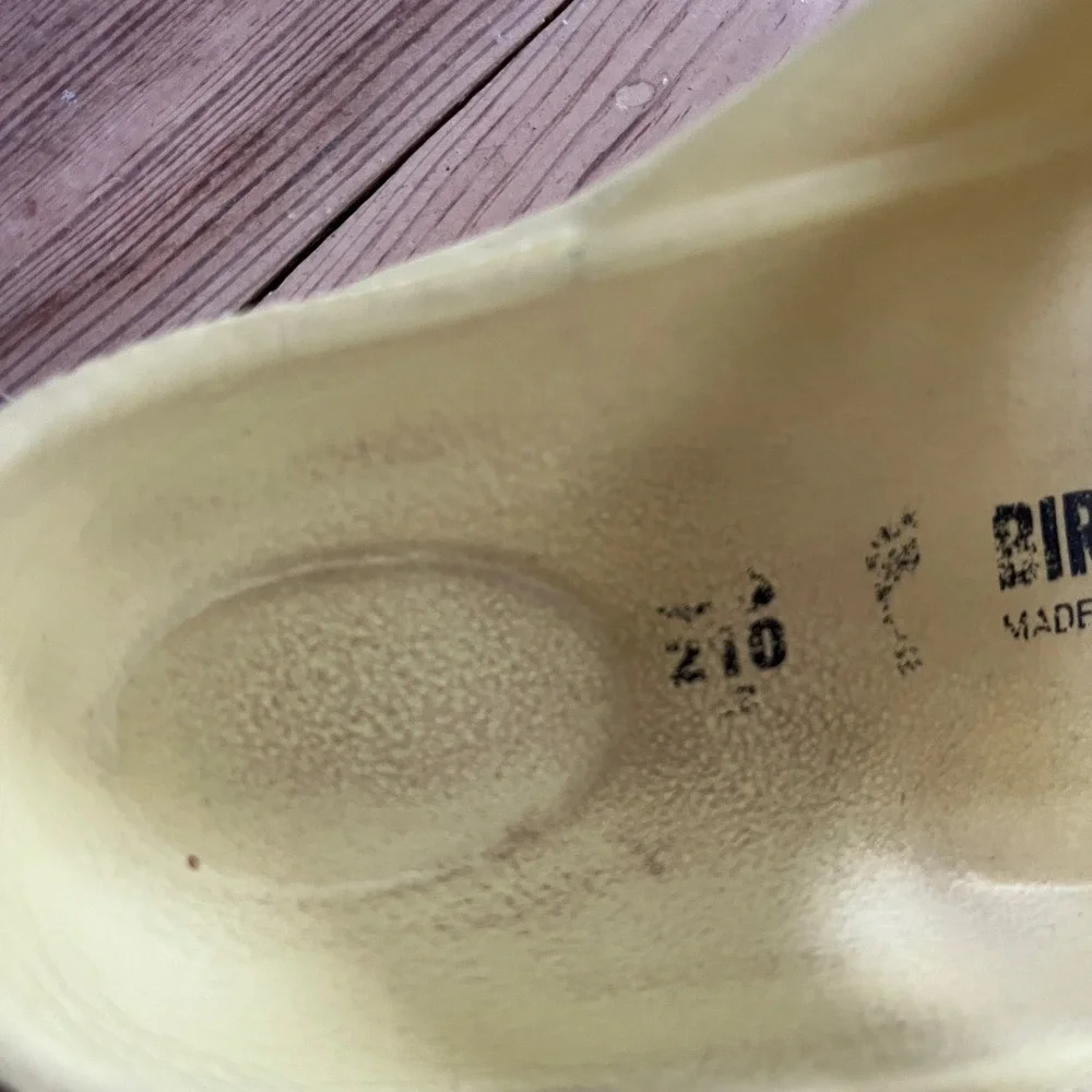 Birkenstock Arizona EVA Sandals Kids Size 33 US 2 Yellow slipon Waterproof Slide